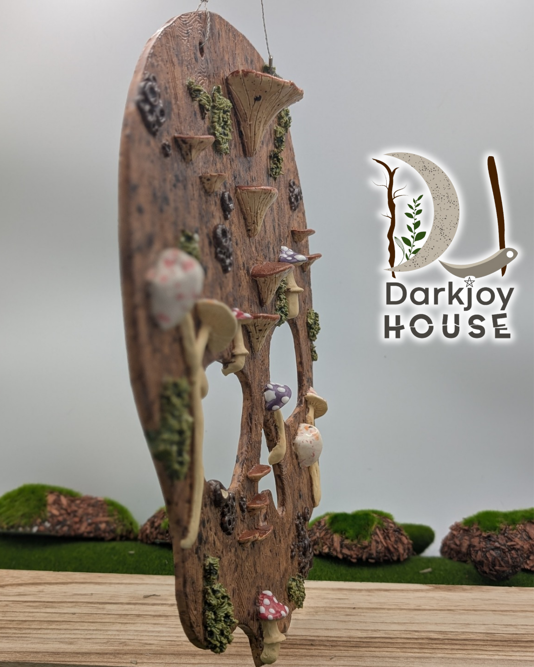 Hanging Skull Wall Smoke Fountain -Enchanted Forest Collection