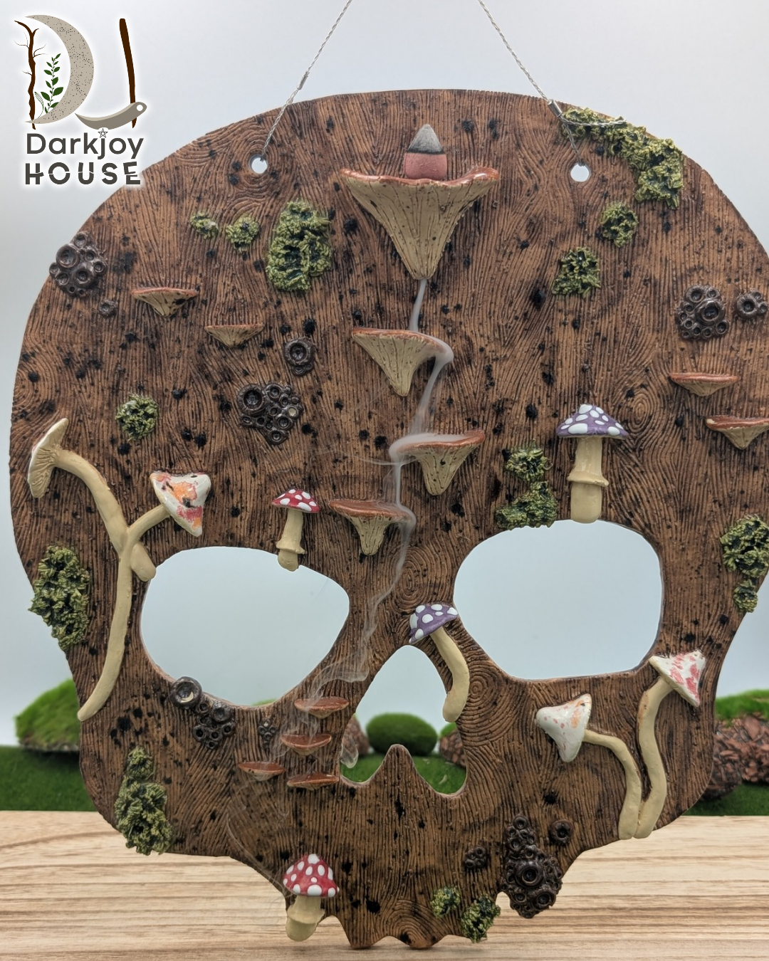 Hanging Skull Wall Smoke Fountain -Enchanted Forest Collection